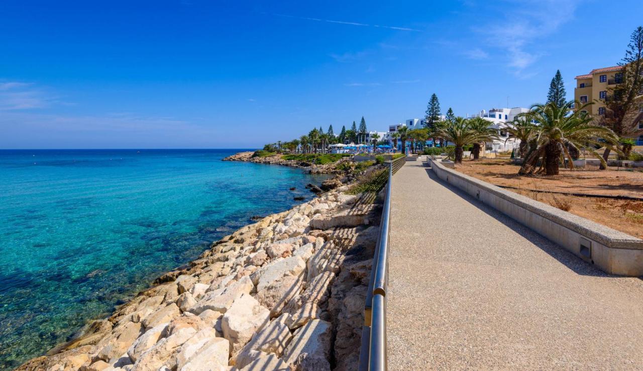 Villa Imperial Protaras Exterior photo